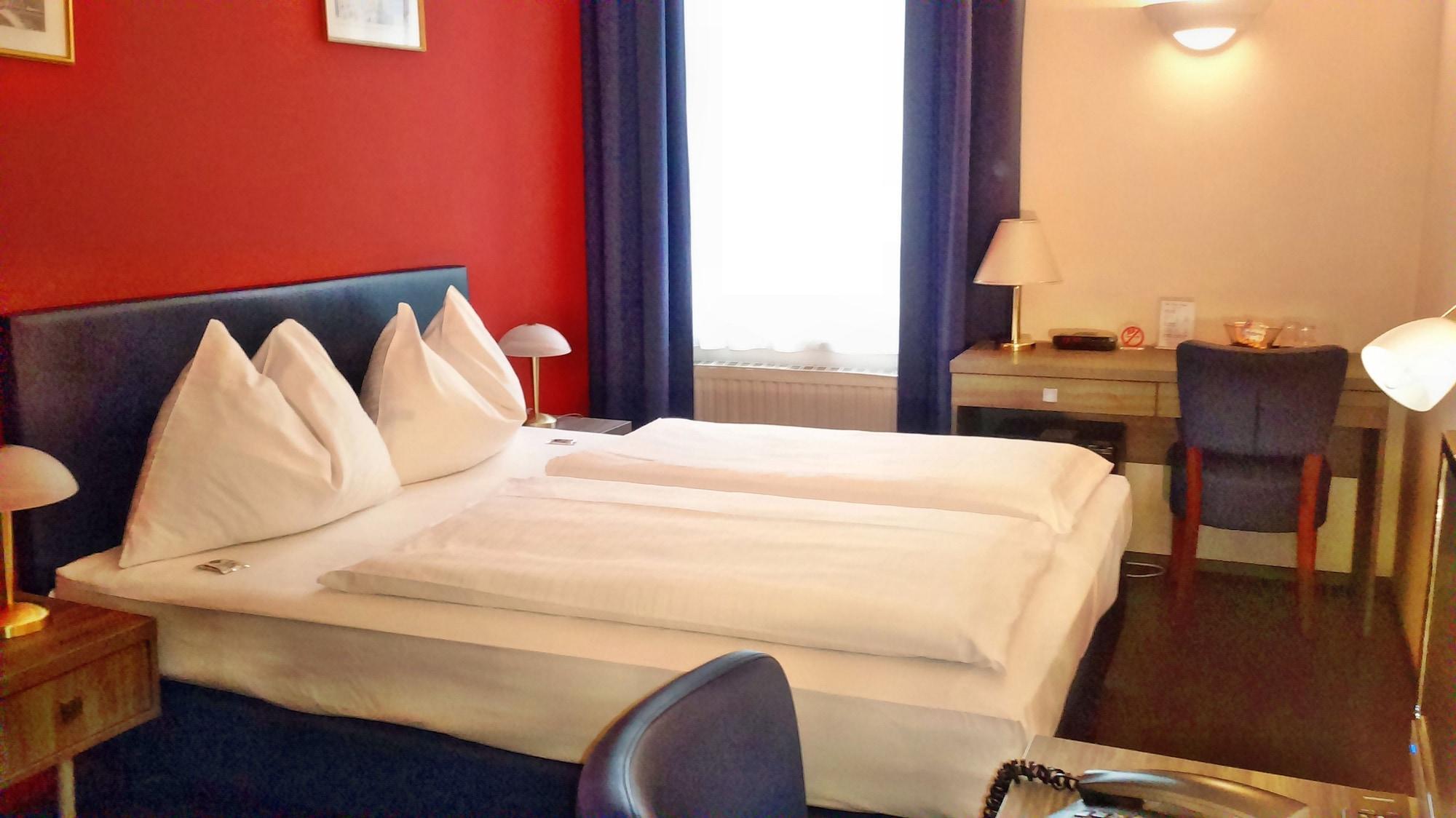Hotel Pension Excellence Вена Экстерьер фото