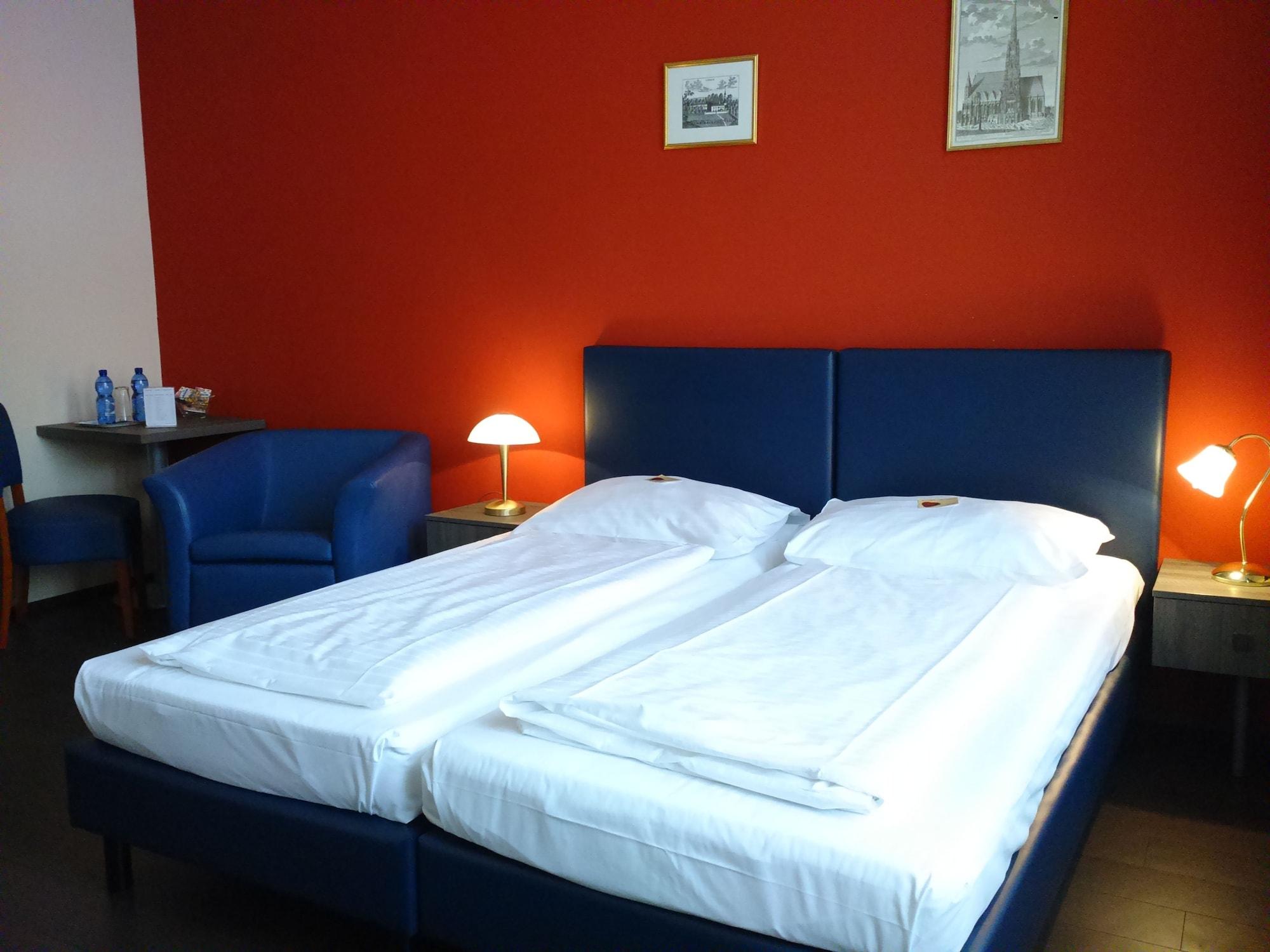 Hotel Pension Excellence Вена Экстерьер фото