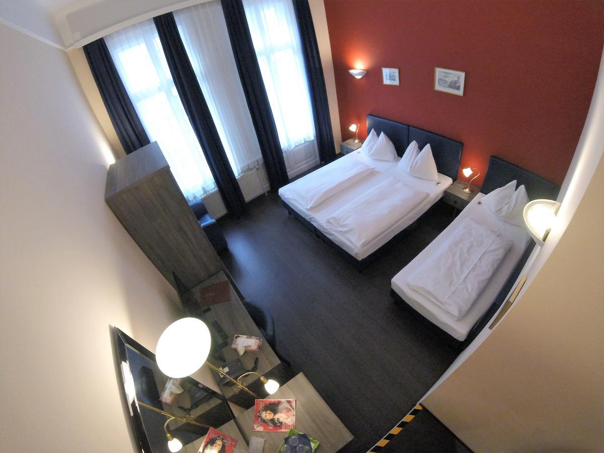 Hotel Pension Excellence Вена Экстерьер фото