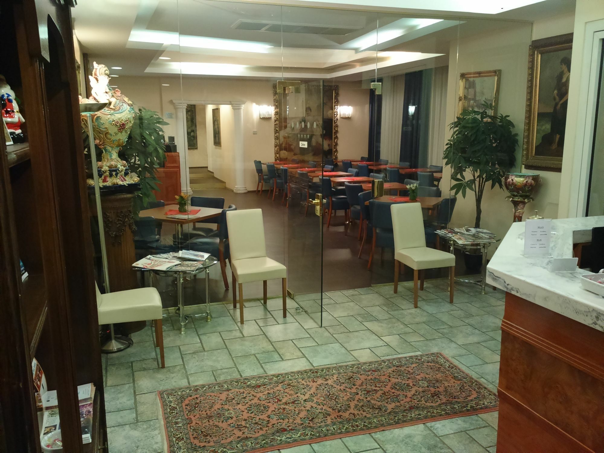 Hotel Pension Excellence Вена Экстерьер фото